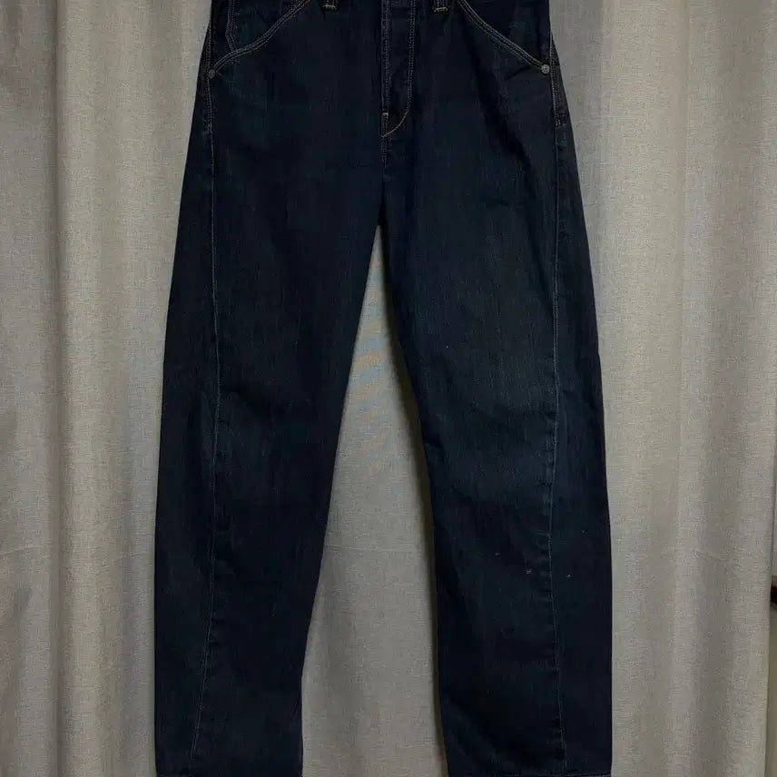 [BUNJANG] Levi's Engineered Jeans Twisted Fit W30 Cotton Jeans / 리바이스 엔지니어드진 W30