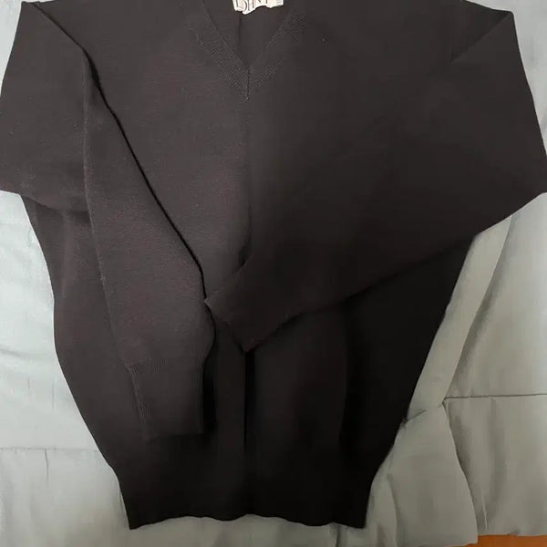 [BUNJANG] RONT V-Neck Muscle Fit Knit XL / 론트 브이넥 머슬핏 니트  xl