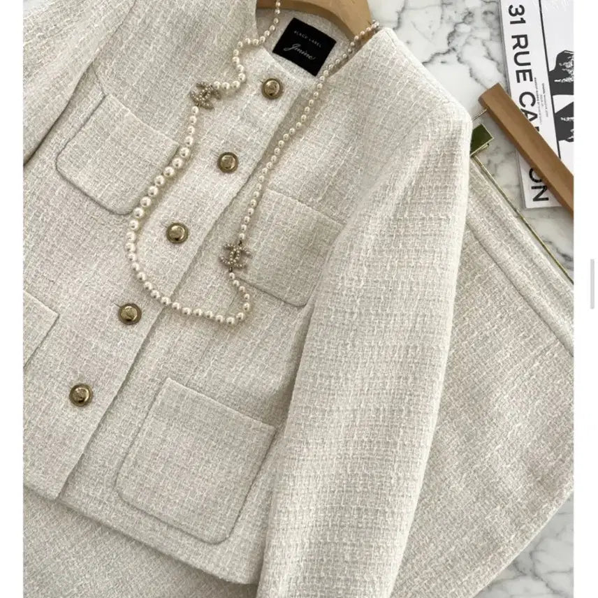 [BUNJANG] Ivory Tweed Set (Jacket 55, Skirt 66) / (새상품) 아이보리 트위드 셋업 (자켓 55. 스커트 66)