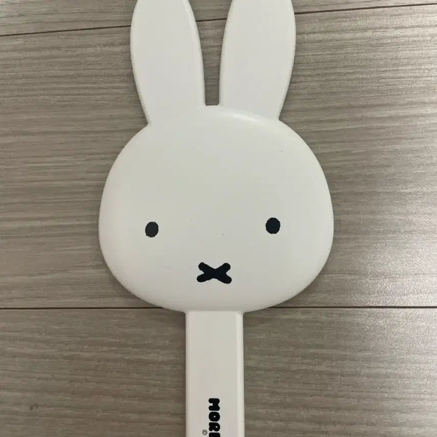 [BUNJANG] Moremo x Miffy Collaboration Hand Mirror / 모레모 미피 콜라보 손거울