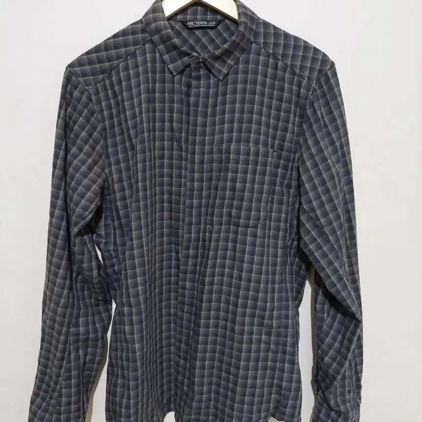 [BUNJANG] Arc'teryx Bernal LS Shirt - Size M / 아크테릭스 버널 LS 셔츠 M 사이즈