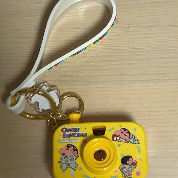 [BUNJANG] Crayon Shin-chan Slide Beam Camera Keyring Yellow / 짱구 슬라이드 빔 카메라 키링 노랑색