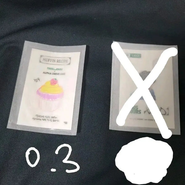 [BUNJANG] Toulouse Bakery Alphadriveone Geonwoo Muffin Sticker / 알파드라이브원 알디원 뚜레쥬르 머핀 건우 띠부실 띠부씰