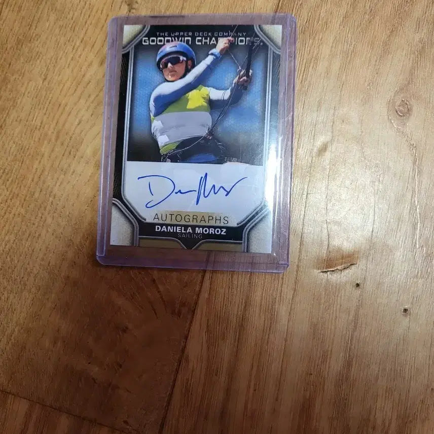 [BUNJANG] Daniela Moroz Autographed Champion Hobby Box Card / 다니엘라 모로즈 싸인카드