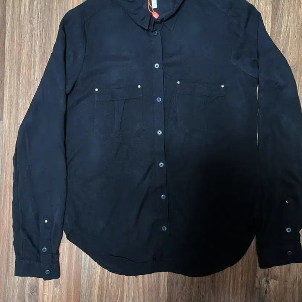 [BUNJANG] Bershka Women's Black Viscose Shirt / 버쉬카 여성 블랙 셔츠