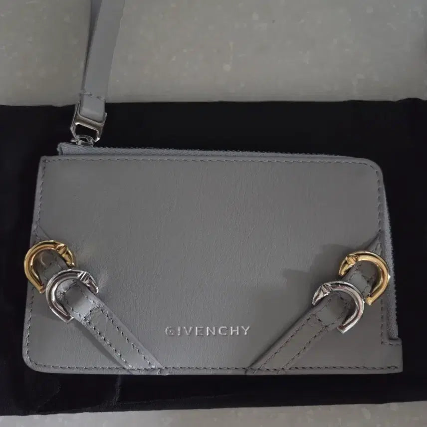 [BUNJANG] Givenchy Light Grey Cardholder and Coin Pouch / 지방시 라이트 그레이 카드지갑 겸 동전지갑