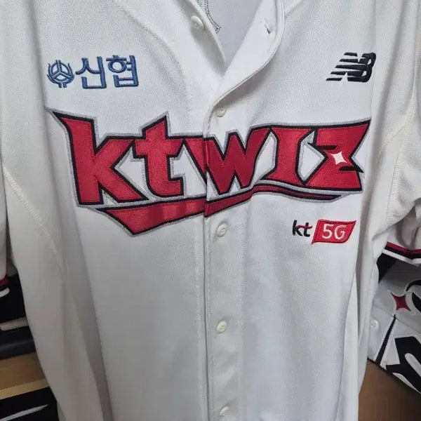 [BUNJANG] New Balance KT Wiz Jang Sung-woo Player Worn Jersey / 뉴발란스 KT위즈 장성우 선수 실착유니폼