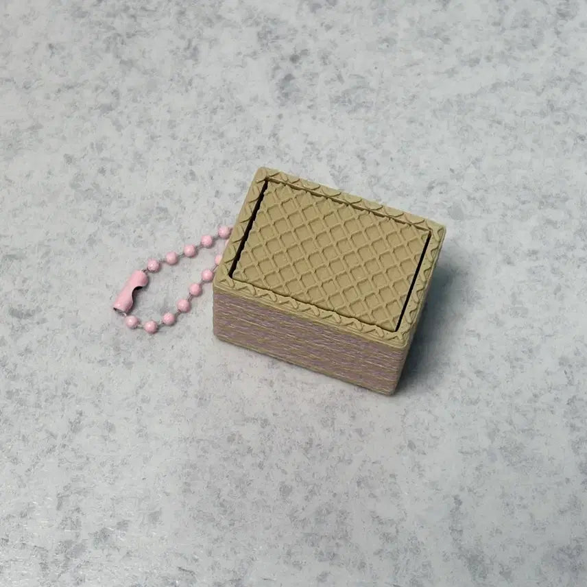 [BUNJANG] Mini Wafer Snack Clicker Keycap Keyring Fidget Toy / 미니 웨하스 간식 클리커 클릭커 키캡 키링 피젯 토이