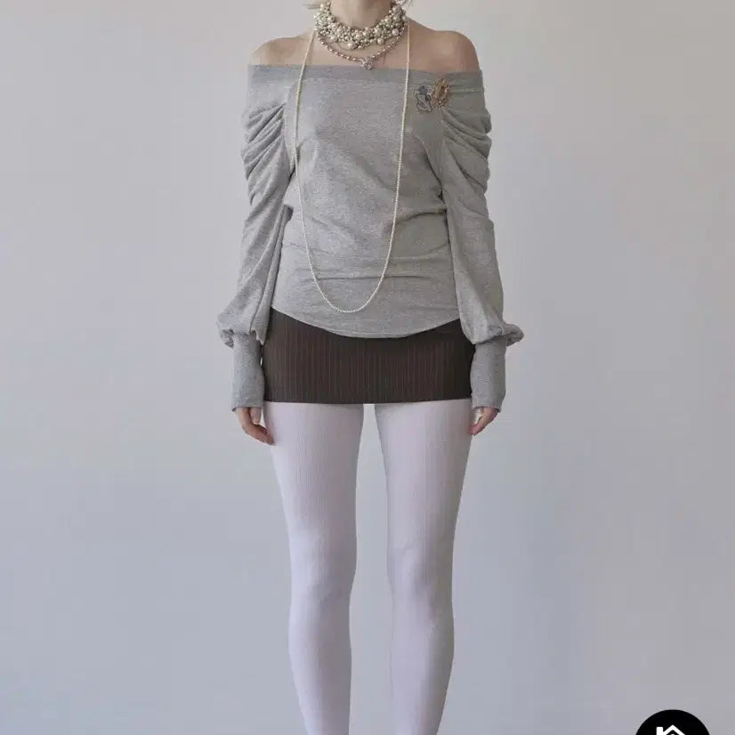 [BUNJANG] Sculptor Princess Off Shoulder Top Grey S / 스컬프터 프린세스 오프숄더 그레이s