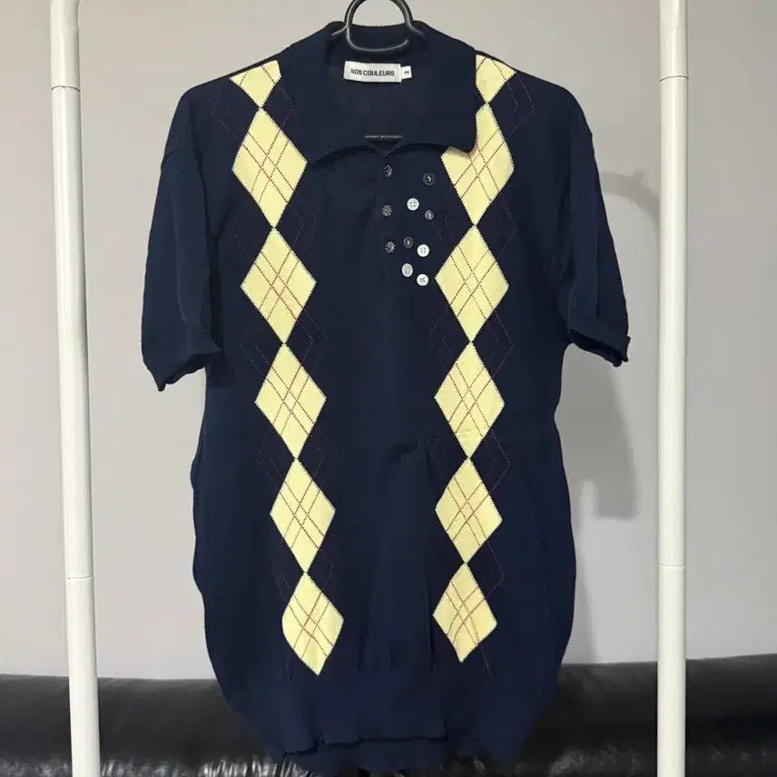 [BUNJANG] Noculus Argyle Short-Sleeve Knit Navy / [노쿨러스] 멀티 버튼 아가일 반팔니트 네이비