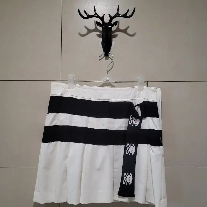 [BUNJANG] PASADI Logo Point Skirt / 파사디 로고 포인트 스커트
