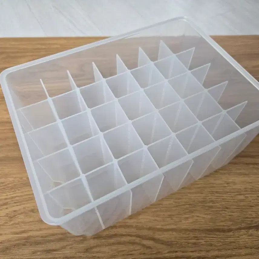 [BUNJANG] 35-Compartment Squid and Cuttlefish Lure Storage Case / 쭈꾸미 갑오징어 쭈갑 에기트레이 35구 보관 케이스 박스