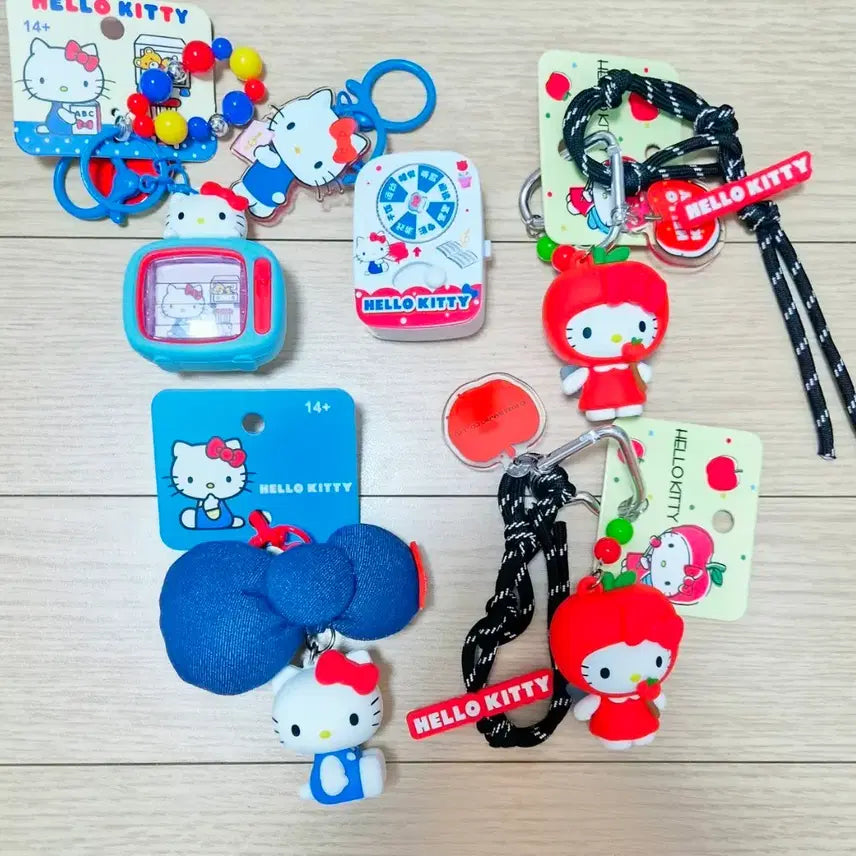 [BUNJANG] Hello Kitty Keychain Collection / 헬로키티 키링/열쇠고리 모음 팝니다~