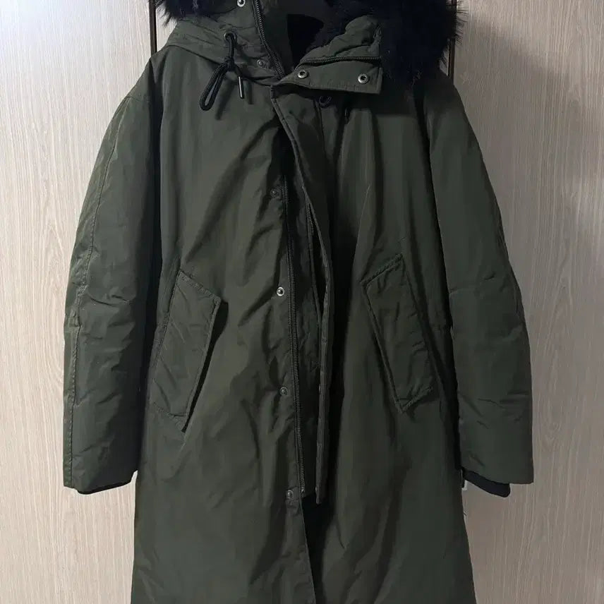 [BUNJANG] MVIO Khaki Military Padded Jumper with Fur Hood / 엠비오 카키 야상 패딩 점퍼