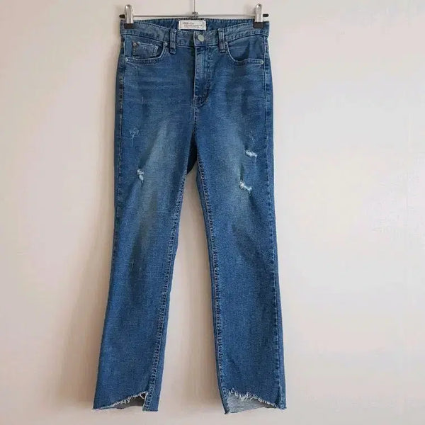 [BUNJANG] Women's Slim Straight Fit Distressed Cut-off Hem Jeans / 여성 청바지