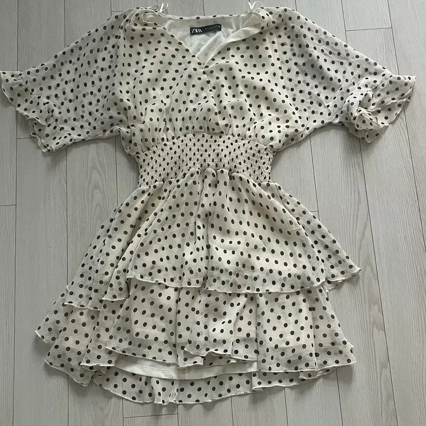[BUNJANG] Zara Polka Dot Shirring Mini Dress XS / 자라 도트 셔링 미니원피스 xs