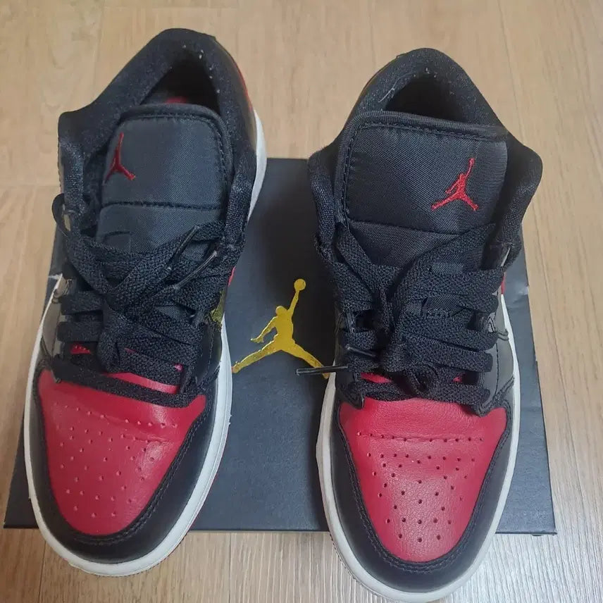 [BUNJANG] Nike Air Jordan 1 Low Black/Red Sneakers / 나이키 조던1 로우 블랙/레드 운동화