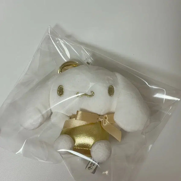[BUNJANG] Sanrio Cinnamoroll Gold Heart Keychain Doll Mascot / 시나모롤 골드 하트 키링 인형 마스코트 산리오 정품