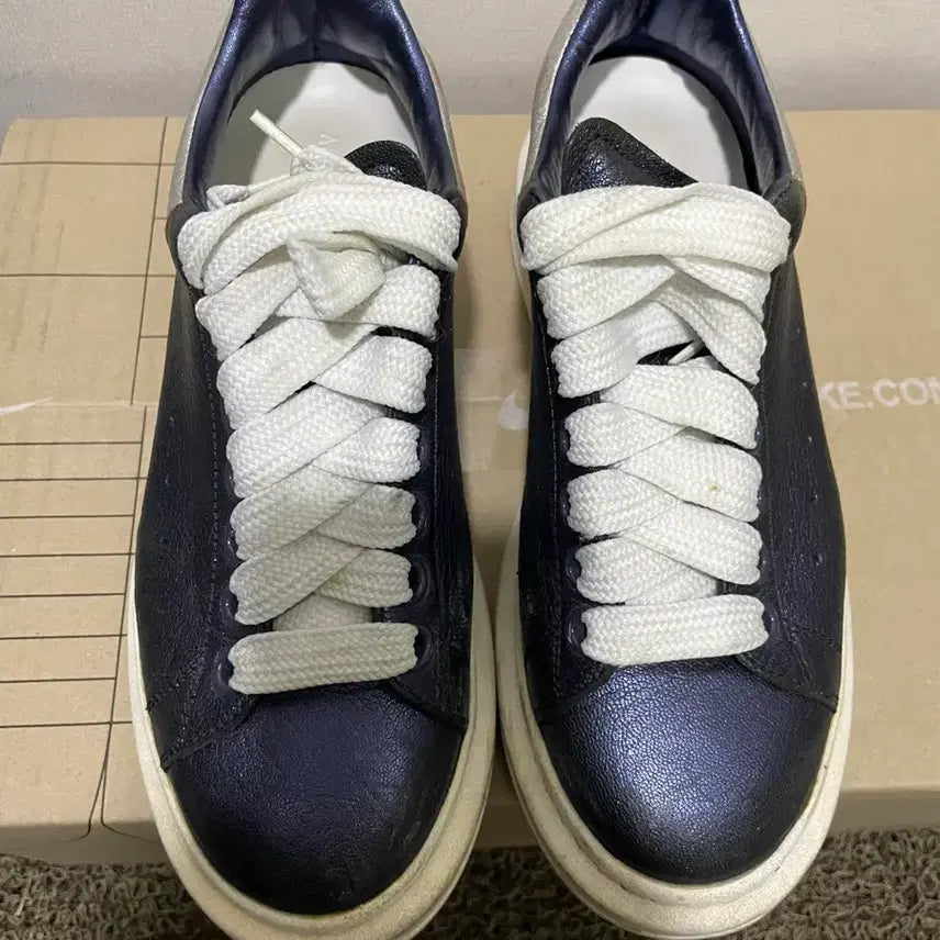 [BUNJANG] Alexander McQueen Oversized Sole Sneakers / 알렉산더맥퀸 오버솔 스니커즈 네이버
