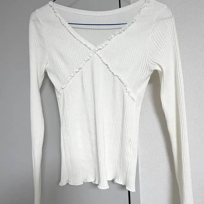 [BUNJANG] NewNew White Lace Top / 뉴뉴 화이스 레이스 탑