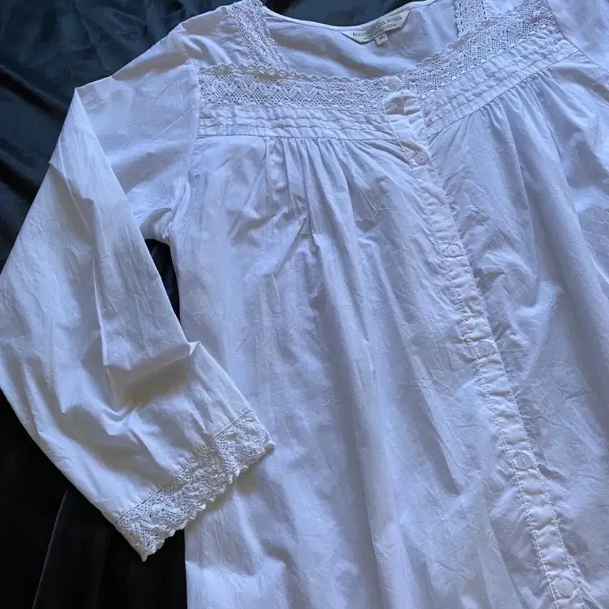 [BUNJANG] ALESSANDRA DEL ROSSA White Lace Blouse Dress / ALESSANDRA DEL ROSSA 흰색 레이스 블라우스 원피스