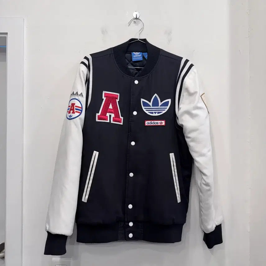 [BUNJANG] Adidas Old School Varsity Jacket / 아디다스 올드스쿨 바시티자켓