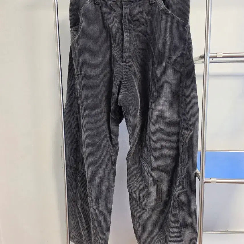 [BUNJANG] Haechi Room Corduroy Black Wide Pants / 해칭룸 코듀로이 블랙 와이드 팬츠