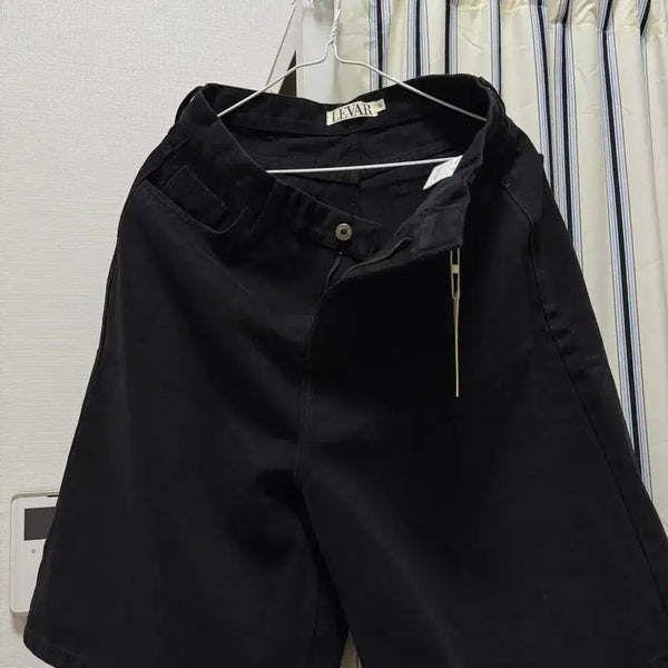[BUNJANG] LEVAR Wide Denim Shorts (Black) M / 르바(LEVAR) 와이드 데님 쇼츠 (블랙) M