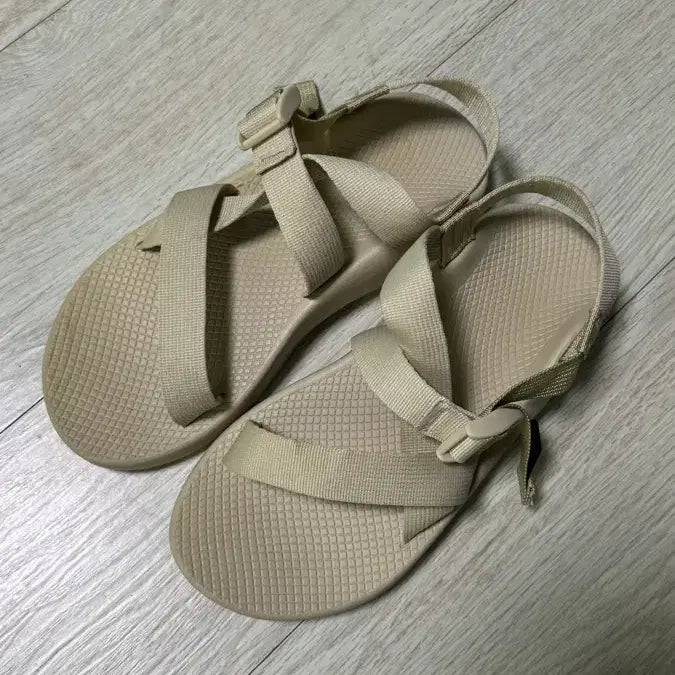 [BUNJANG] Chaco Z1 Beige Sandals 270 / 차코 Z1 베이지 270 판매