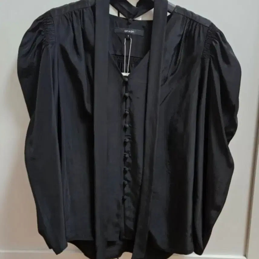 [BUNJANG] ON&ON Black Blouse Size 55 / 온앤온 블라우스 새상품 블랙 55