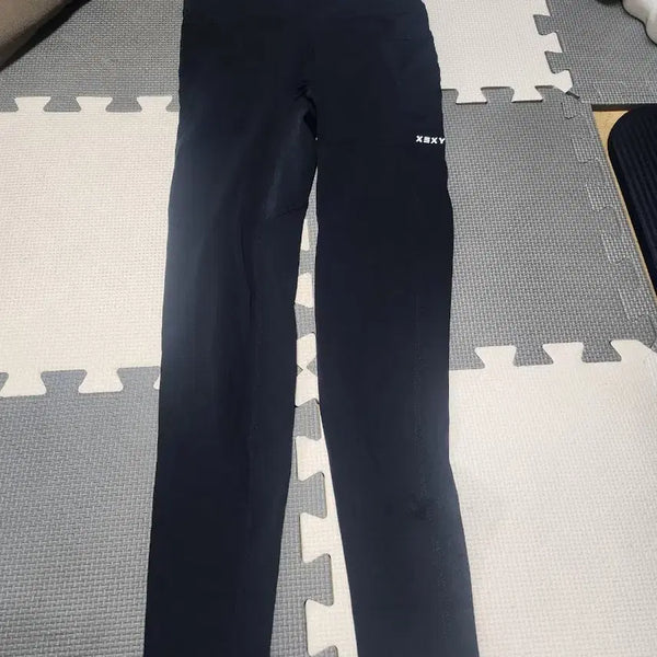 [BUNJANG] Xexymix Mesh Pocket Black Leggings / 젝시믹스 매쉬포켓 블랙레깅스