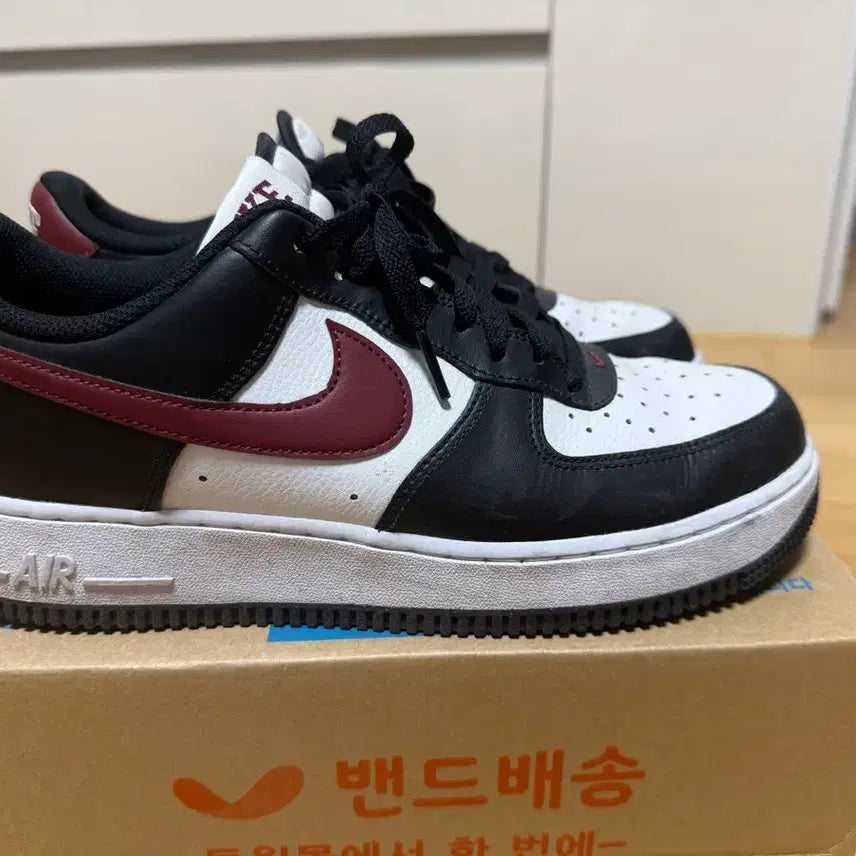 [BUNJANG] Nike Air Force 1 Low Black Dark Team Red (FZ4615) Men's Size 270 / 에어포스1 블랙다크 팀레드 270 (fz4615)