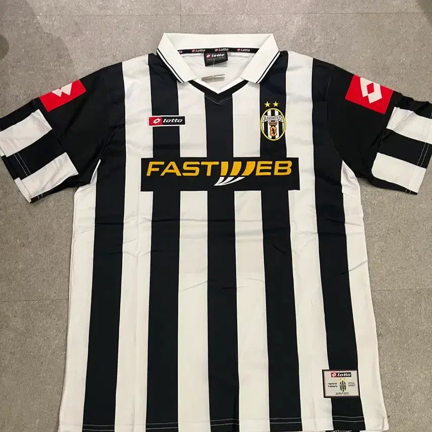 [BUNJANG] Lotto Juventus FASTWEB Football Jersey / 로또 유벤투스 FASTWEB 축구 유니폼