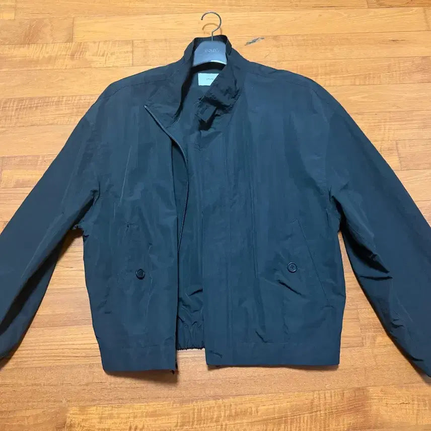 [BUNJANG] Amomento Ripstop Volume Jumper Black L / 아모멘토 립스탑 볼륨점퍼 (블랙 L)