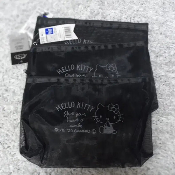 [BUNJANG] Sanrio Kitty Mesh Pouch / 일본 키티 메쉬 파우치