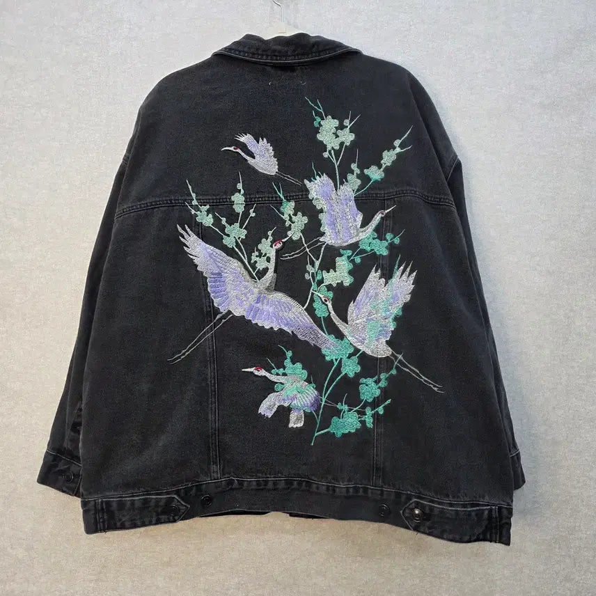 [BUNJANG] H&M Embroidered Oversized Denim Jacket / H&M 자수 오버핏 데님 자켓