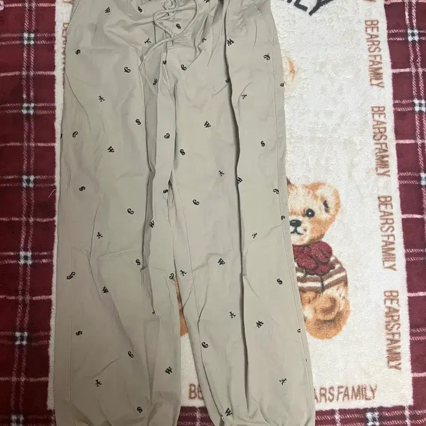 [BUNJANG] Wecanders Currency Jogger Pants Beige Size L / 위캔더스 커런시 조거팬츠 츄리닝 색상 베이지 사이즈 L 팝니다