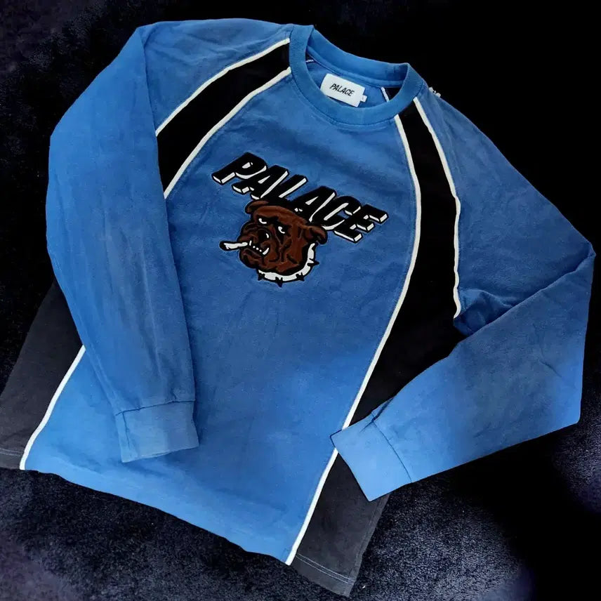 [BUNJANG] Palace Bulldog Sweatshirt / 팔라스 불독 슬리브 맨투맨