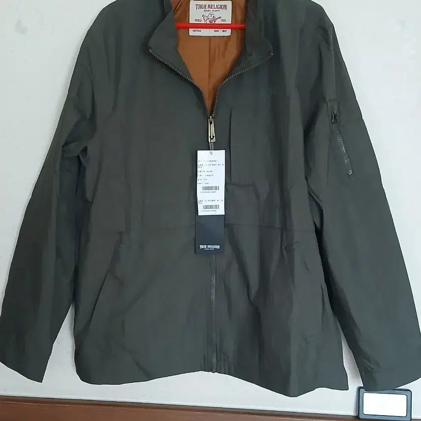[BUNJANG] True Religion Men's Khaki Windbreaker Jacket / 트루릴리젼 카키색 남성 바람막이 자켓