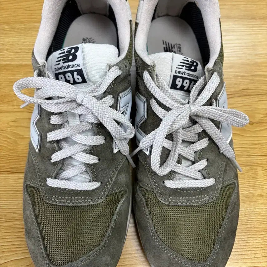 [BUNJANG] New Balance 996 Sneakers Khaki / 뉴발란스 996 운동화 카키