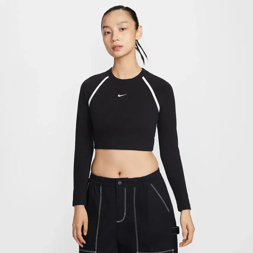 [BUNJANG] Nike Sportswear Women's Tight Long Sleeve Crop Top / 새것)나이키 스포츠웨어 여성 타이트 긴팔 크롭 탑