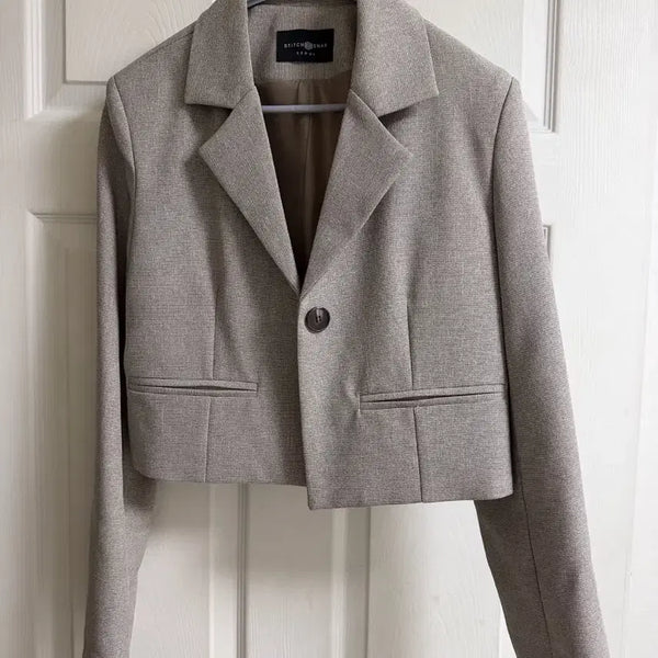 [BUNJANG] Stitch and Snap Beige Cropped Jacket / 스티치앤스냅 크롭 자켓 베이지