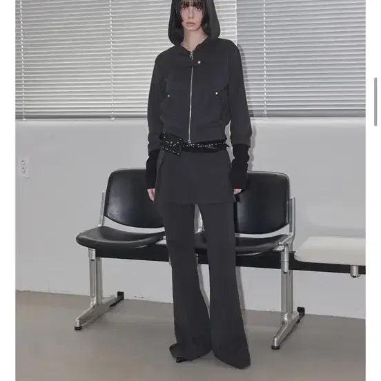 [BUNJANG] Lense Black Hooded Zip-Up & Bootcut Skirt Pants / 렌세 블랙 후드집업 & 부츠컷 스커트 팬트