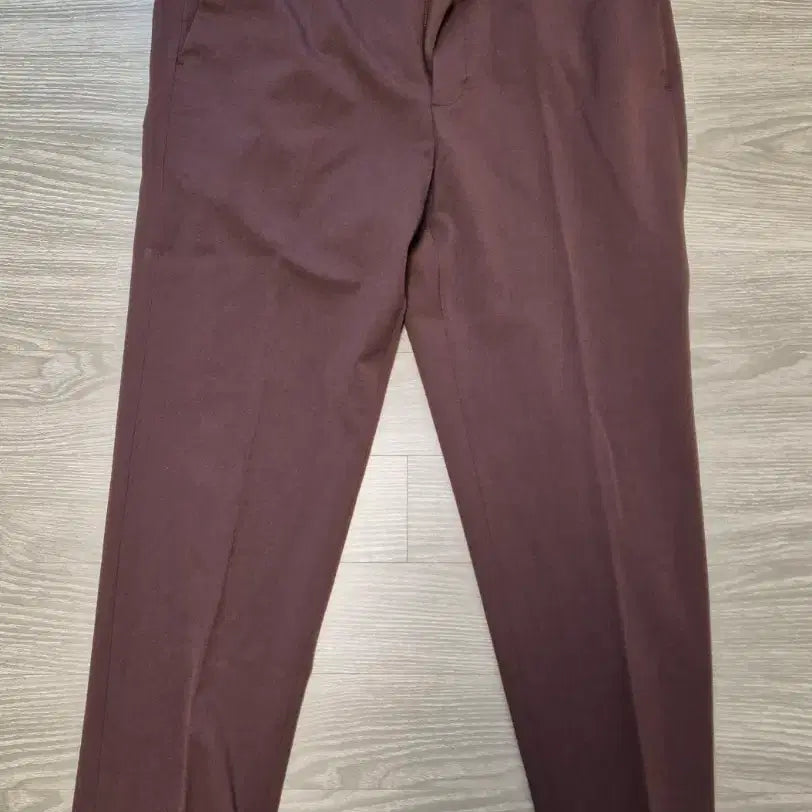 [BUNJANG] Musinsa Standard Tapered Fit Slacks (Terracotta, Size 36) / 무신사 스탠다드 슬랙스 테이퍼드 팬츠 적갈색 36사이즈 팝니다.