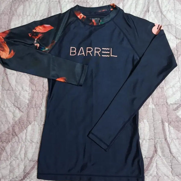 [BUNJANG] Barrel Women's Rash Guard Top - Navy Patterned / 여성 바렐,배럴 래쉬가드 상의 S 사이즈
