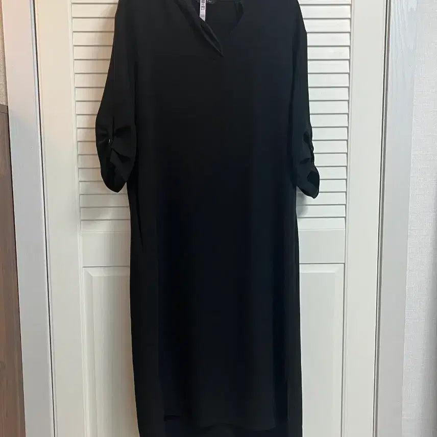 [BUNJANG] Rat & Batty Black Midi Dress / 래트 바이티 원피스