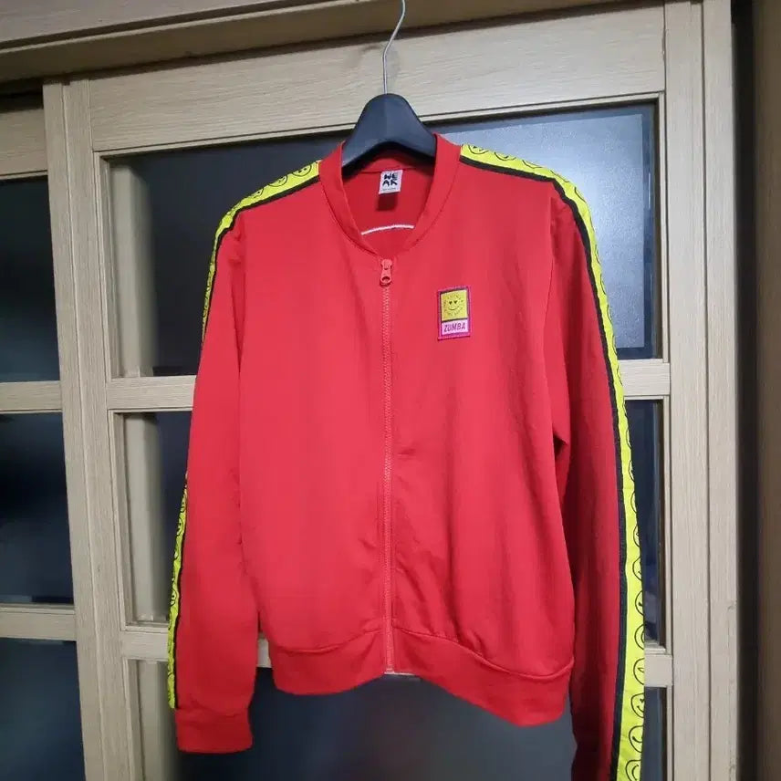 [BUNJANG] Zumba Red Smile Track Jacket M / Zumba 줌바 레드 스마일 트랙 자켓 M