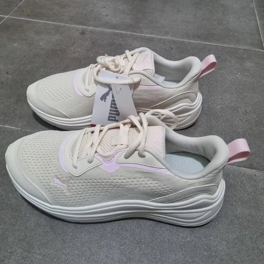 [BUNJANG] Puma Cushioning Lightweight Sneakers Size 260 / (택달린새상품)푸마 쿠셔닝 가벼운 운동화 260