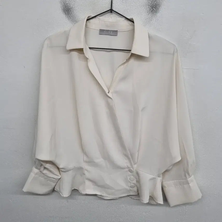 [BUNJANG] CLEF Modern Blouse (Women's Size 77) / [여성77 size] CLEF 모던 블라우스