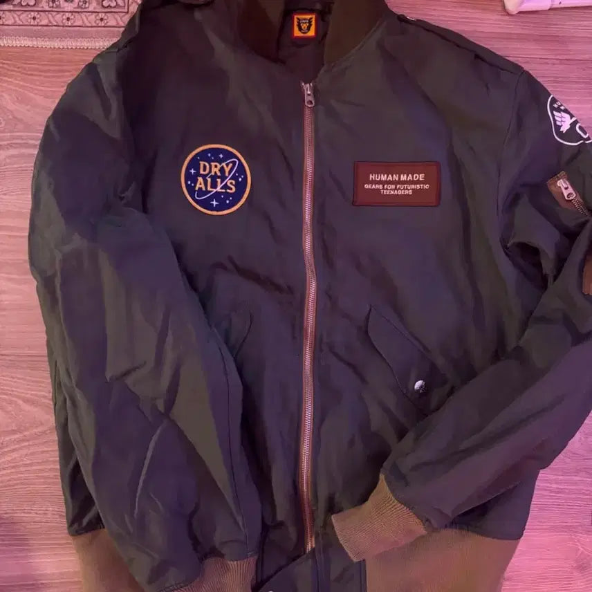 [BUNJANG] Human Made Khaki Logo Patch Jacket / 휴먼메이드 자켓
